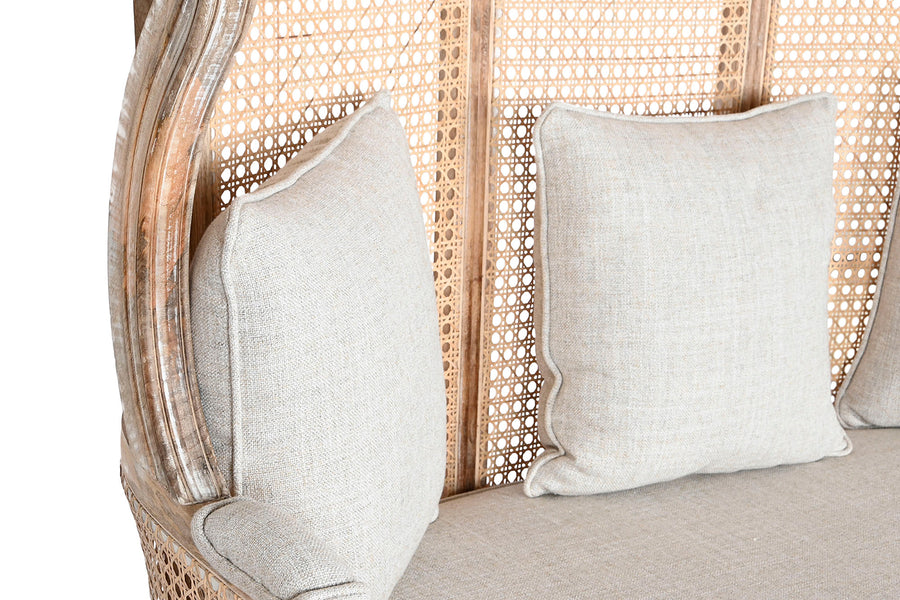 Koloniál stílusú, antikolt faragott mangófából készült, natúr színű, rattan betétes hintó szófa.