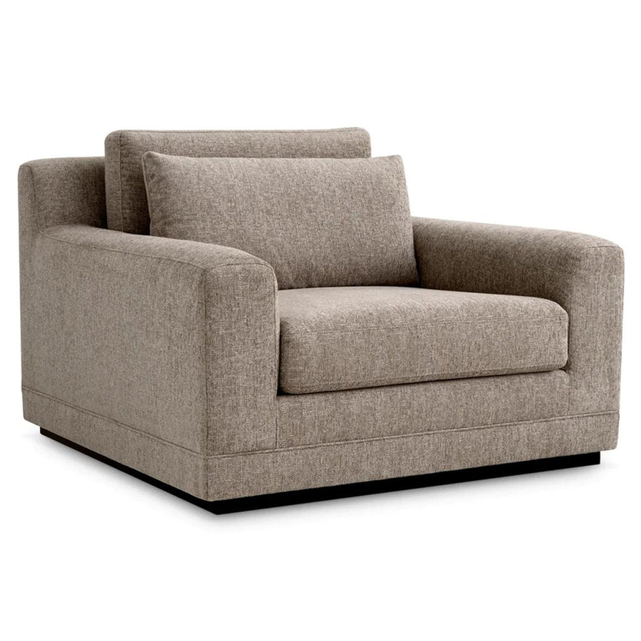 Taupe színű, hunt zsenília szövettel kárpitozott exkluzív fotel .