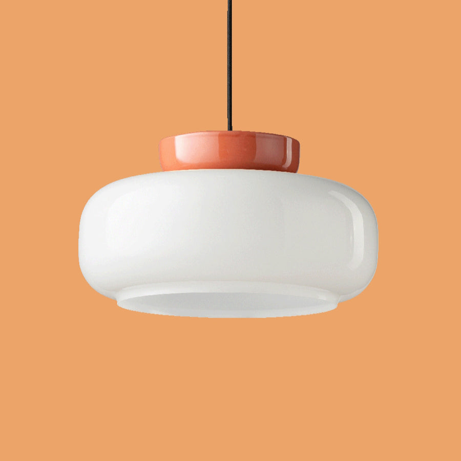 Formatervezett kortárs design függeszték lámpa.