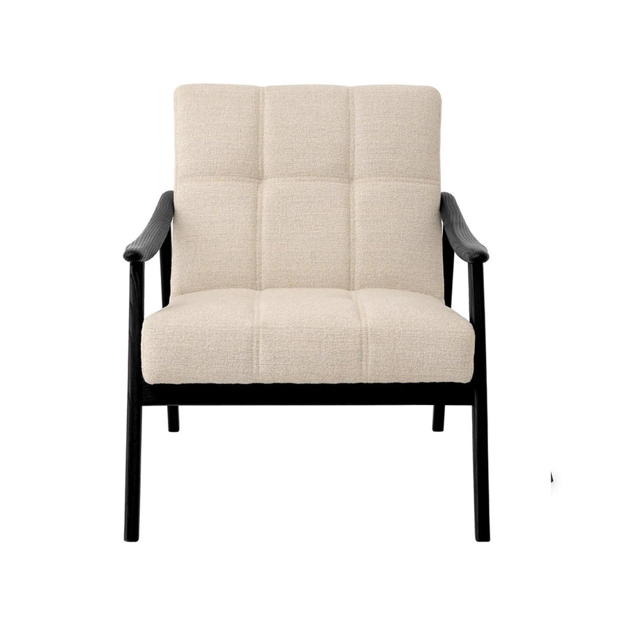 Bézs szövettel kárpitozott, formatervezett design fotel..