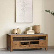 Loft stílusú, mindifából készült, natúr színű TV szekrény.