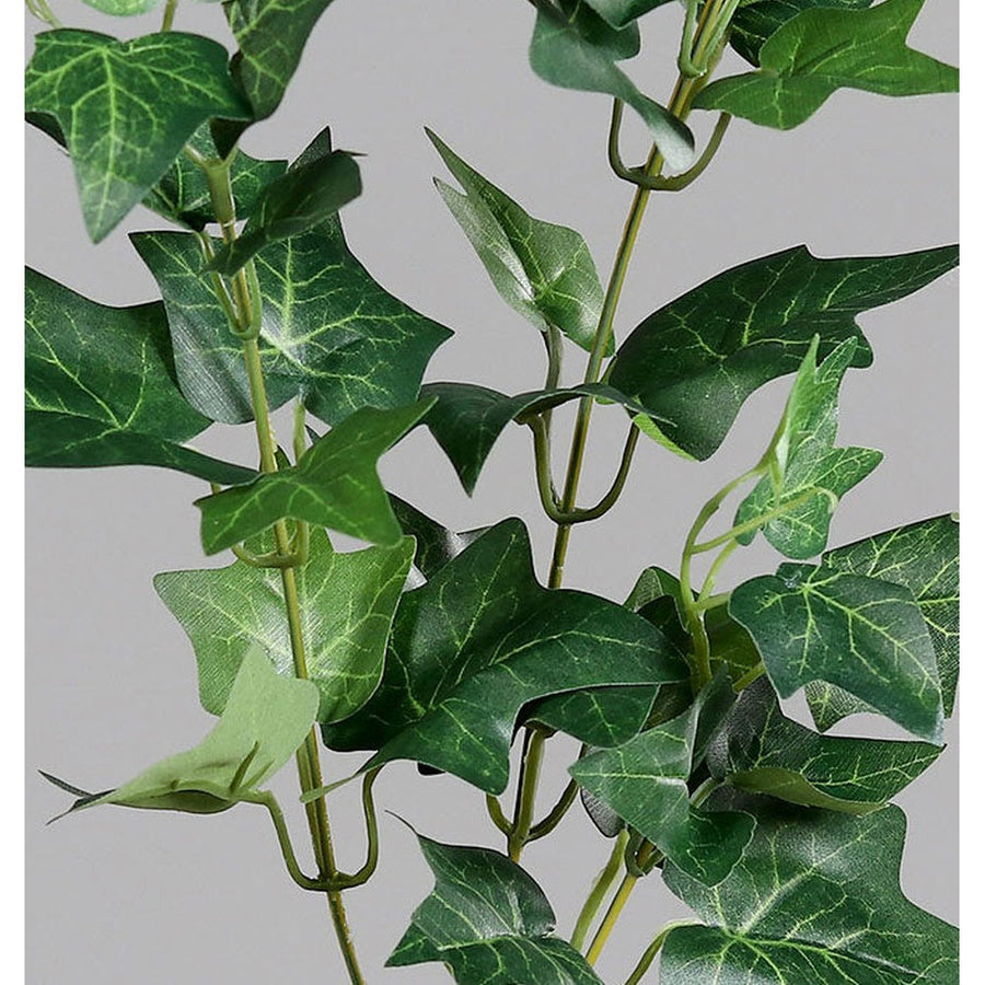 Borostyán ág műnövény.