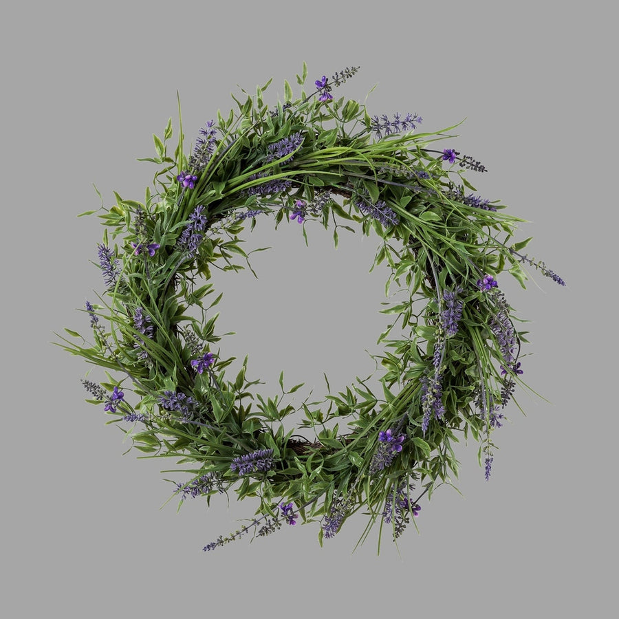Liláskék virágzatú mű levendula koszorú.