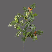 Makkokkal díszített, zöld színű, mű tölgyfa ág.