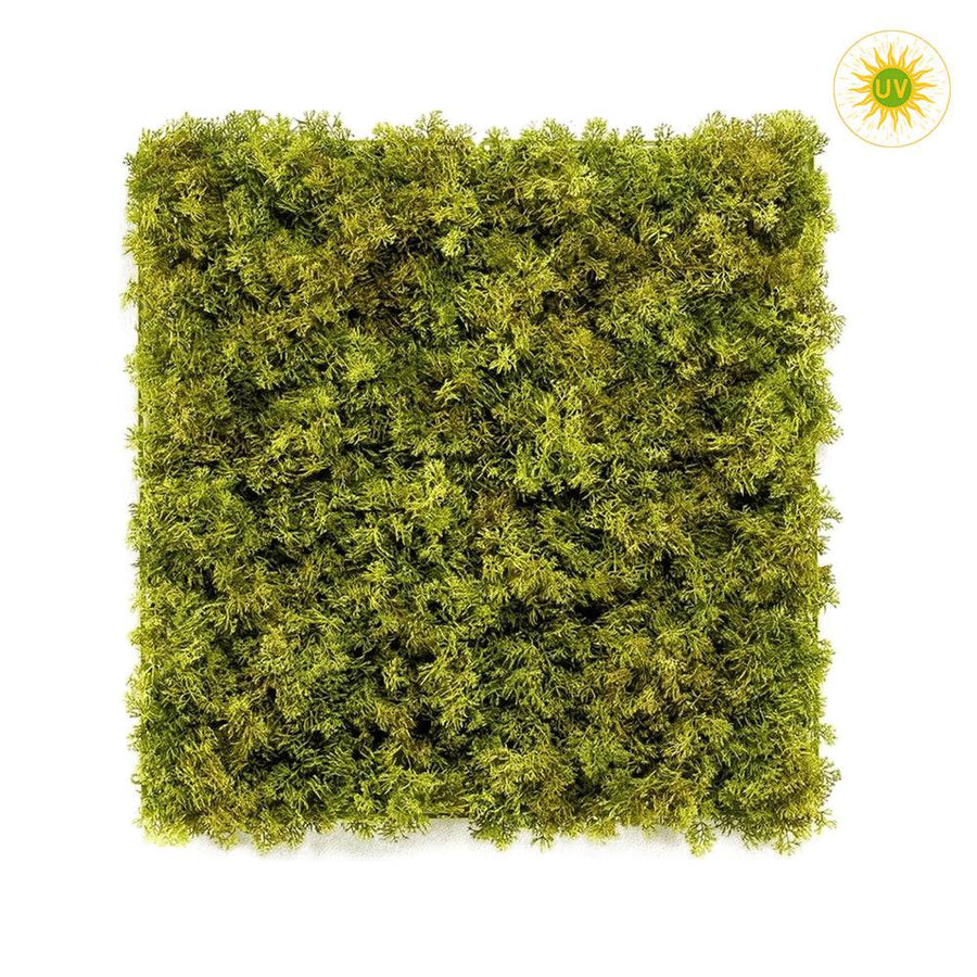 Muscus UV-álló zöld mű rénszarvas moha falpanel 50x50 cm-es méretben, sűrű és élethű textúrával.