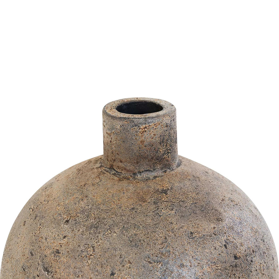 Antikolt felületű, mediterrán stílusú égetett terrakotta padlóváza.