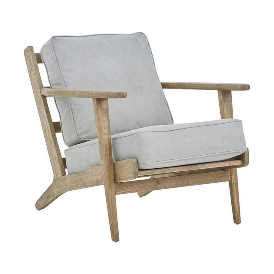 Amerikai tölgyből készült, szürke színű vászonpárnákkal kialakított fotel.