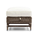 natúr műrattan lábzsámoly fehér párnával elölnézet