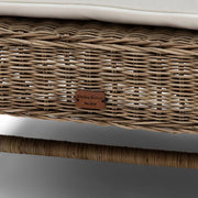 rattan lábzsámoly márkajelzés részlet