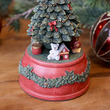 NOÉL zenélő bordó dekor karácsonyfa 18 cm