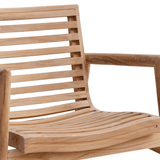 Natúr színű teakfából készült, formatervezett kerti fotel.