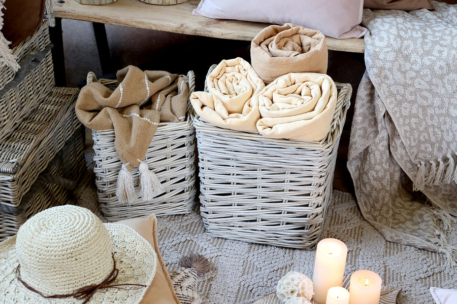 Fűzfa kaspók tárolókosárként használva