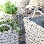 Natúr fűzfa kaspó műanyag béléssel, részletfotó