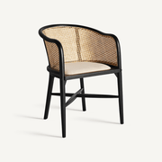 Nuchis fekete nyírfa karosszék féloldalas nézetben, ívelt karfával