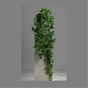 Zöld színű borostyán csüngő műnövény.