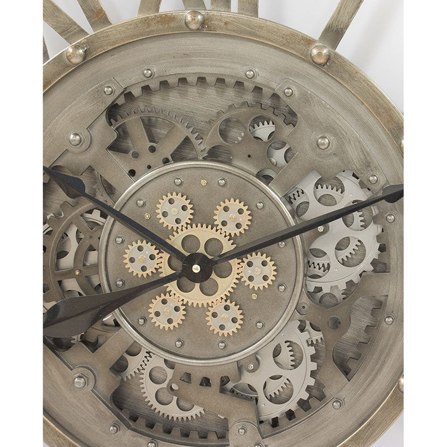 Fémből készült, antikolt felületű, bronzszínű óriás falióra..