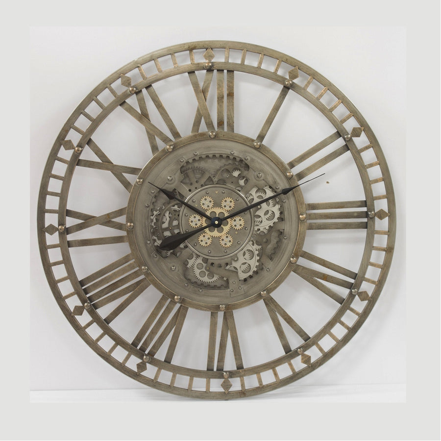 Fémből készült, antikolt felületű, bronzszínű óriás falióra..