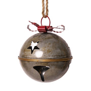 Piros színű fém masnival díszített karácsonyi kézműves bádogcsengő.