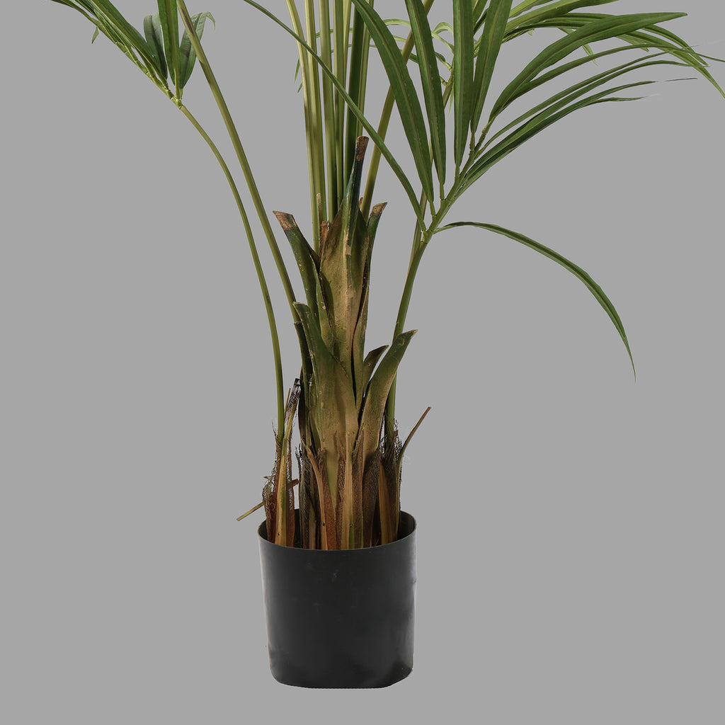 Óriás méretű, 210 cm magas, kencia pálma műnövény.