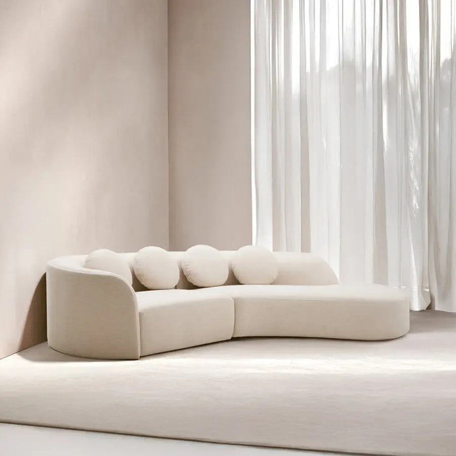 3 személyes, formatervezett íves design kanapé.