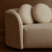 3 személyes, formatervezett íves design kanapé.