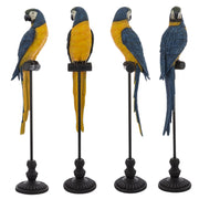 Sárga és kék színű, dekoratív papagáj figura.