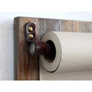 Natúrszínű, 70 grammos, 40 méter hosszú, felíró papírtekercs.