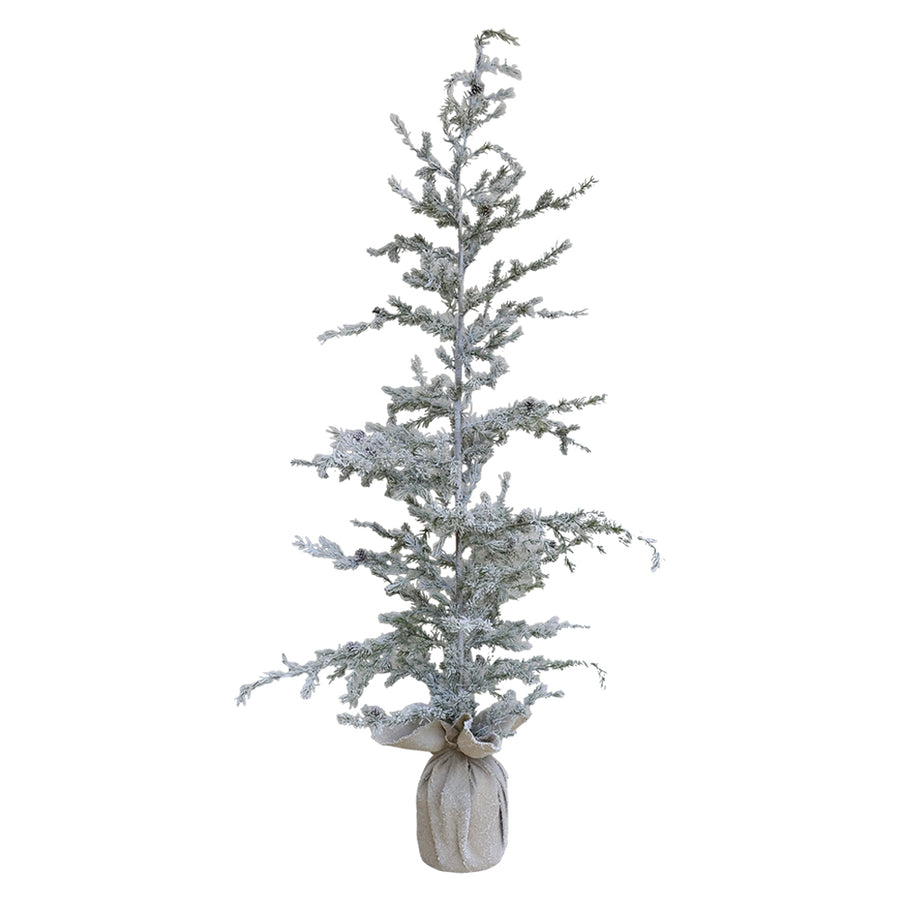 Chic Antique PINE 180 cm-es havas dekor műfenyő jutával borított talppal, fehér háttér előtt