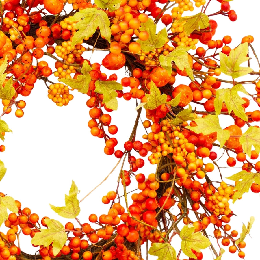 Pumpkin kollekció óriás őszi koszorúja, berkenyés és faleveles díszítéssel.