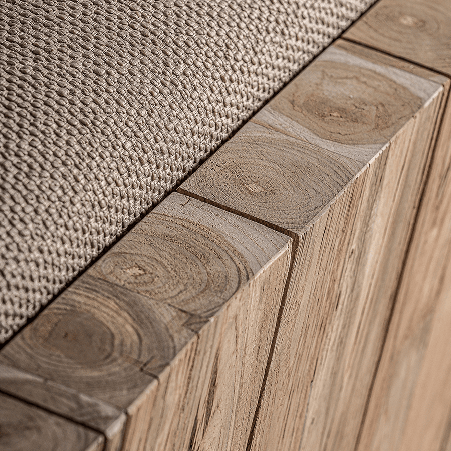 Kortárs kerti teakfa fotel.