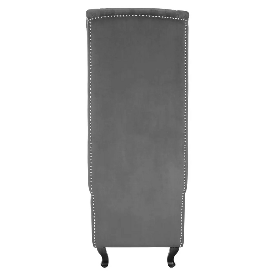 Szürke színű bársonnyal kárpitozott,trónszerű statement fotel.