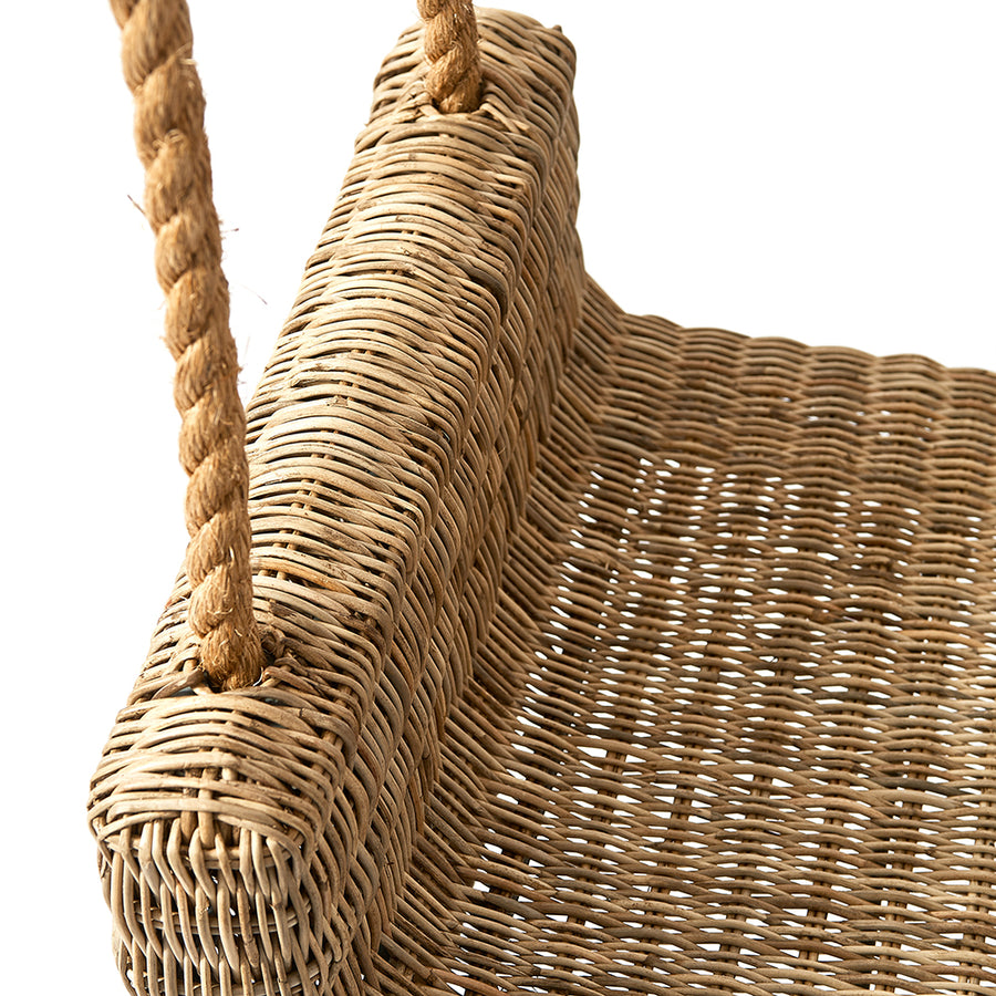 Részlet a rattan fonásról és kötél rögzítésről