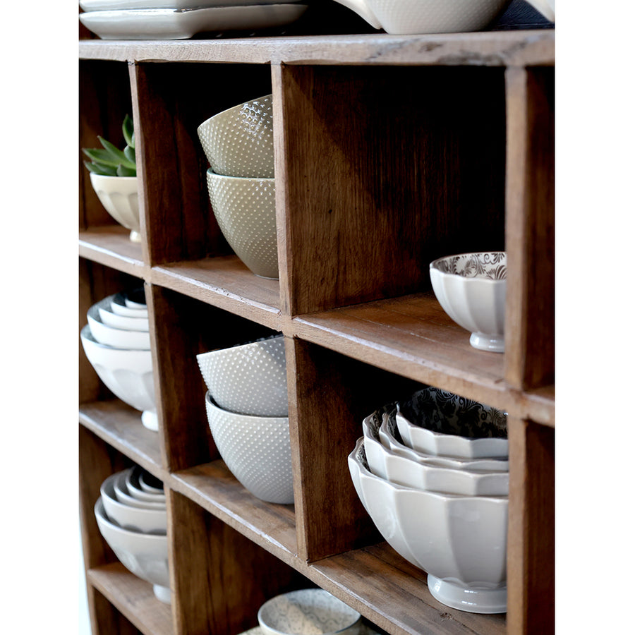 Konyhai szortírozó polc.