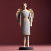 SACRED világoskék angyal figura 40 cm, elegáns, időtlen dekoráció, finom pasztell árnyalatokkal