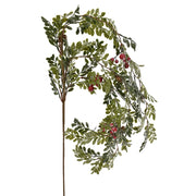 Jeges mű csüngő berkenye ág 115 cm, piros bogyókkal és fenyőtobozokkal díszítve, fagyos felületű levelekkel.