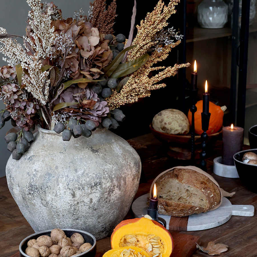 Sorghum ihlette magvas mű ág őszi dekoráció részeként