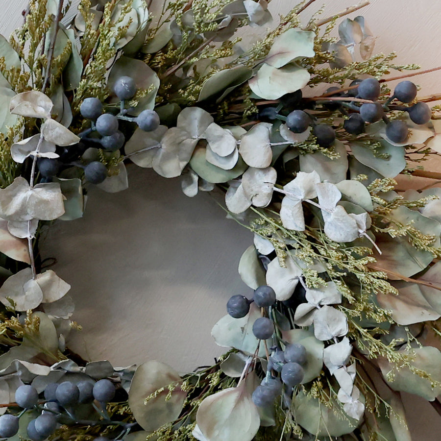 Szárított virágkoszorú.