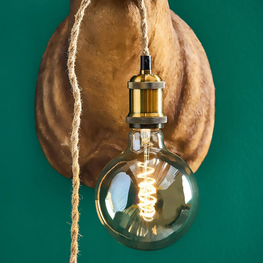 Barna színű, szarvas figurás, kortárs stílusú, dizájn falilámpa.