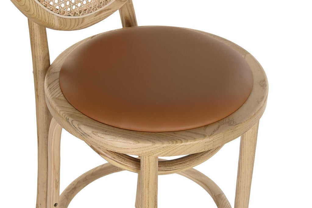 Thonet bárszék, rattan háttámlával.