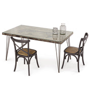 Fekete színű, thonet jelleg étkezőszék.