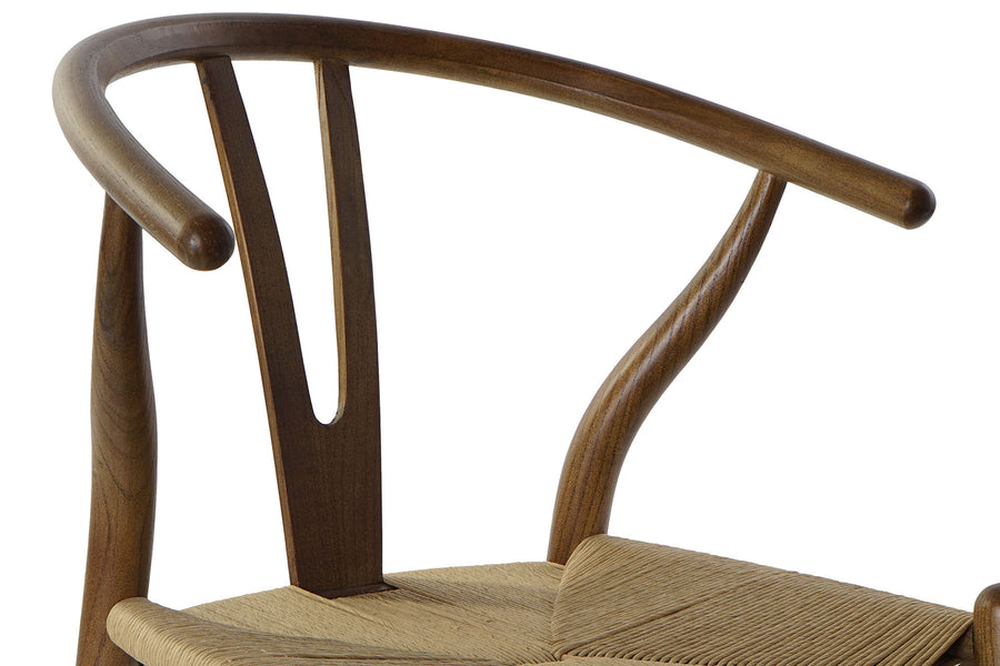 Barna színű, hajlított szilfából készült karosszék.