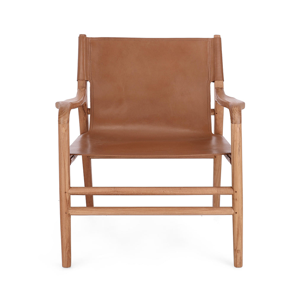 Teakfából és konyakszínű valódi bőrből készült, kortárs stílusú dizájn fotel.