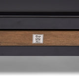 Riviéra Maison Hoxton tálaló logó és fém részlet