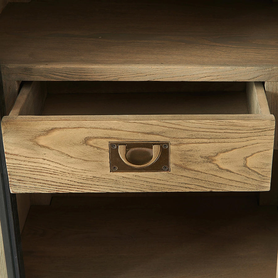 Fa fiók részlet újrahasznosított kőrisfa felülettel