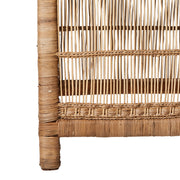 Bambuszból és rattanból készült, kézműves karosszék.