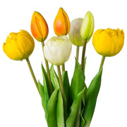 Mesterséges sárga-mix tulipáncsokor nyíló és bimbós virágfejekkel, részlet