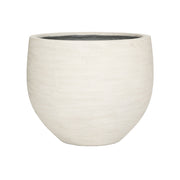 Urban Jumbo Orb S kaspó elefántcsont árnyalatban, gömbformájú, nagy méretű design kaspó UV- és fagyálló kivitelben.