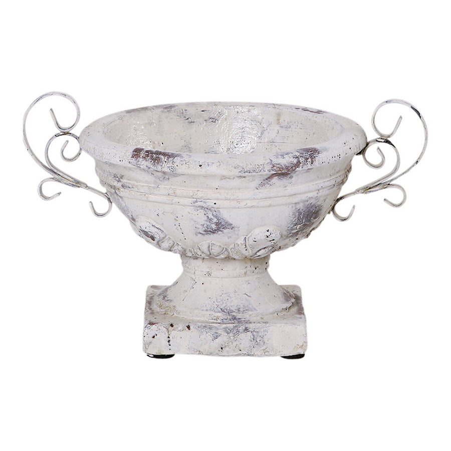 Krémszínű kerámia kaspó 30 cm-es méretben, díszes fém fogantyúkkal és rusztikus stílussal – a VALO kollekció vintage hangulatú darabja.