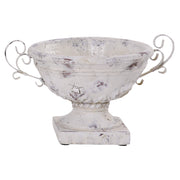 Krémszínű kerámia kaspó 35 cm-es méretben, díszes fém fogantyúkkal és rusztikus stílussal – a VALO kollekció vintage hangulatú darabja.