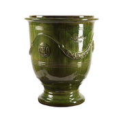 Provanszi stílusú, zöld mázas anduze kerámiakaspó a Vase d' Anduze Emaillés Tradition kollekcióból, Medici motívummal és fényes felülettel.